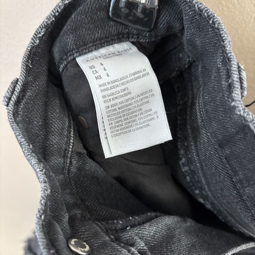 American Eagle Women's Black Denim Highest Waist '90s Boyfriend Shorts Size 6 - Picture 7 of 8